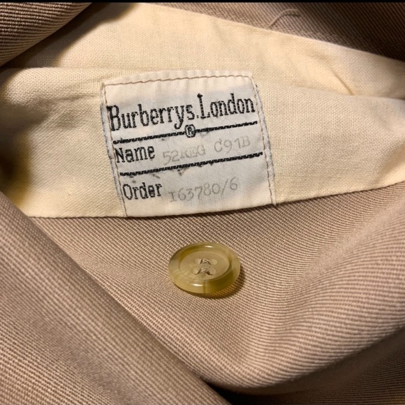 Burberry Trench Coat - Picture 9 of 9